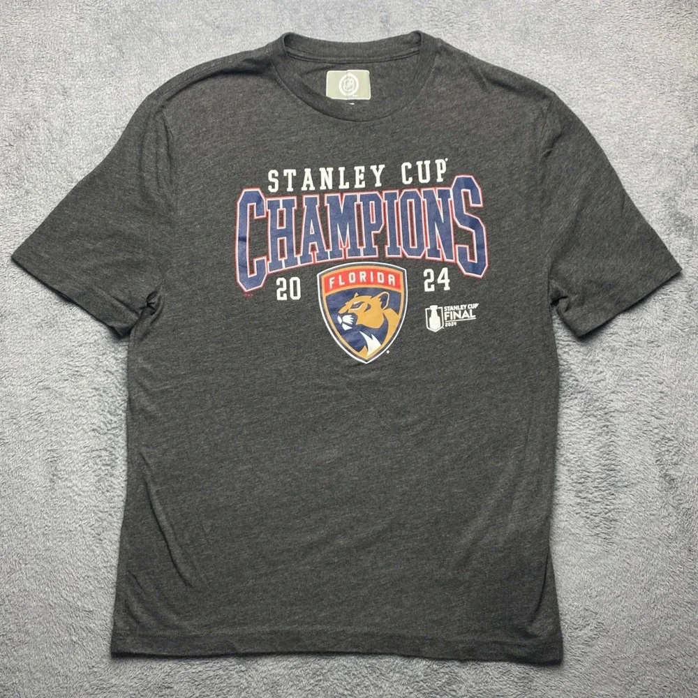 NHL Florida Panthers Tshirt Mens Medium 2024 Stanley Cup Champions Charcoal Grey